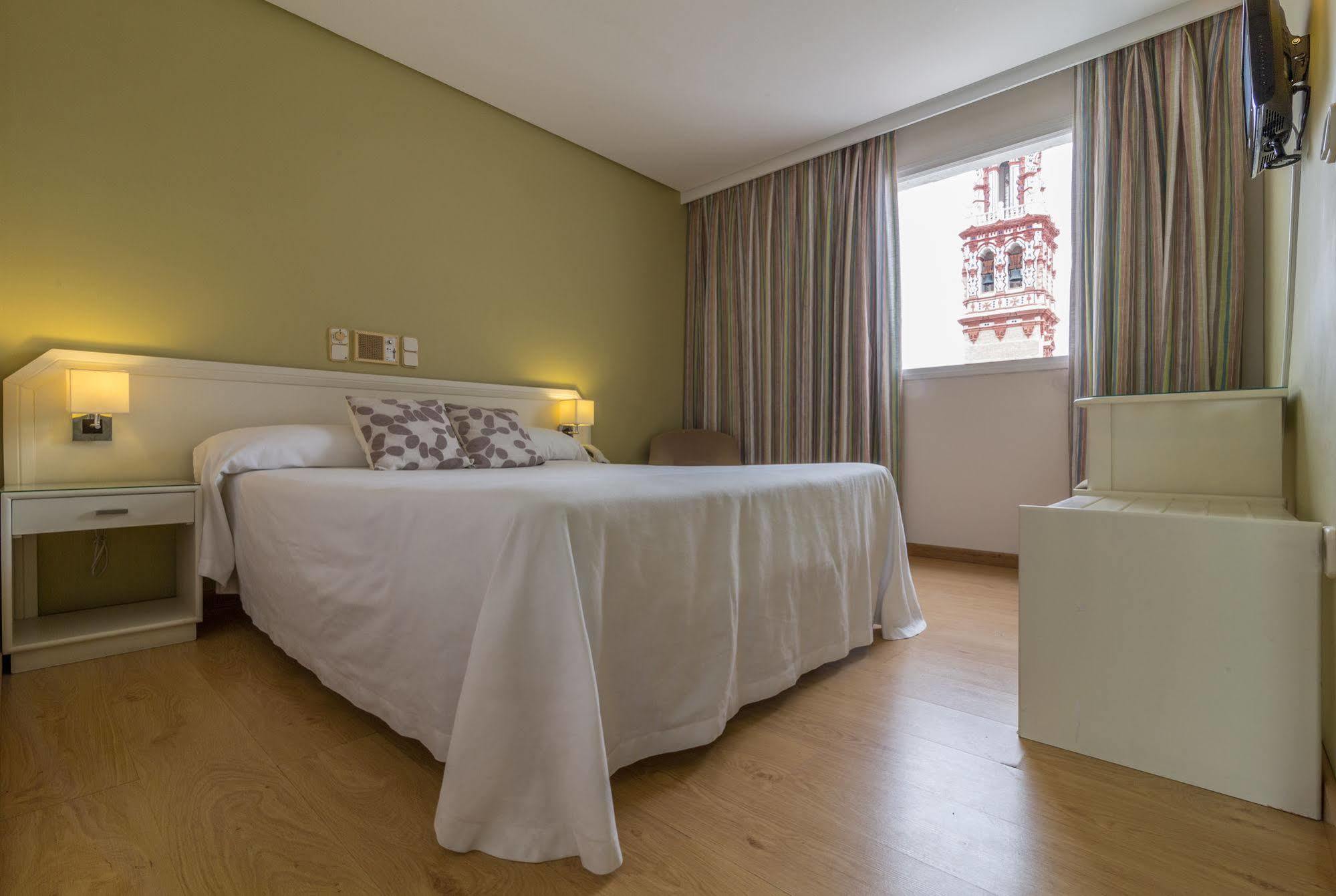Hotel Plateria Écija Εξωτερικό φωτογραφία
